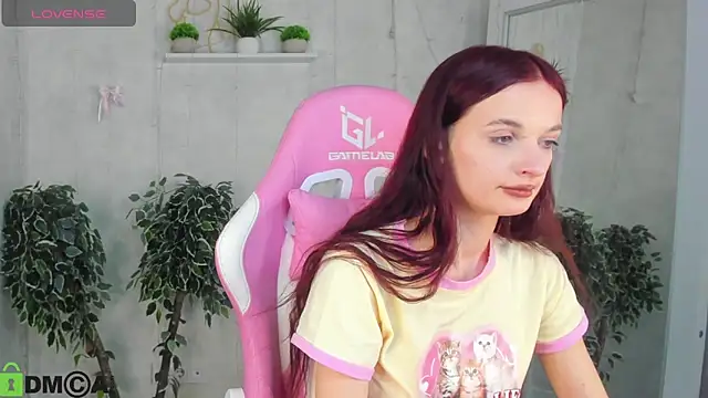 Alicia_Adammss's cam snapshot