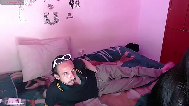 couple__party_'s cam snapshot