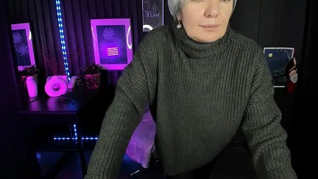 CarmenSoft live sex cam