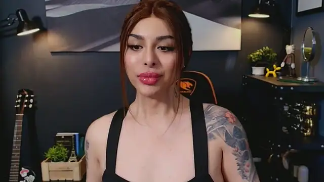 LetisiaRocks live sex cam