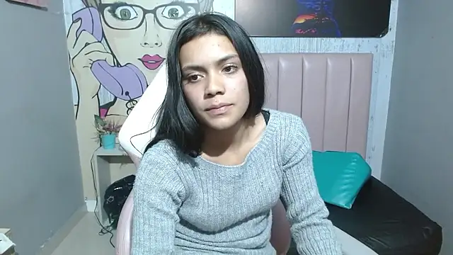 cora_desirers707's cam snapshot