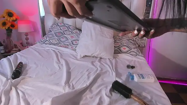 Darlyn_tenderhot__ live sex cam