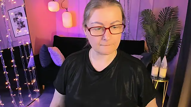 AlexandraKind live sex cam