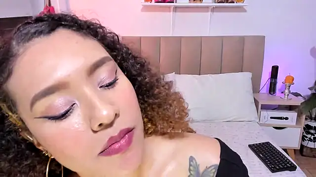 Zoe_Gruber live sex cam