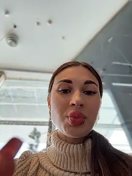 Charming_Ritta's cam snapshot