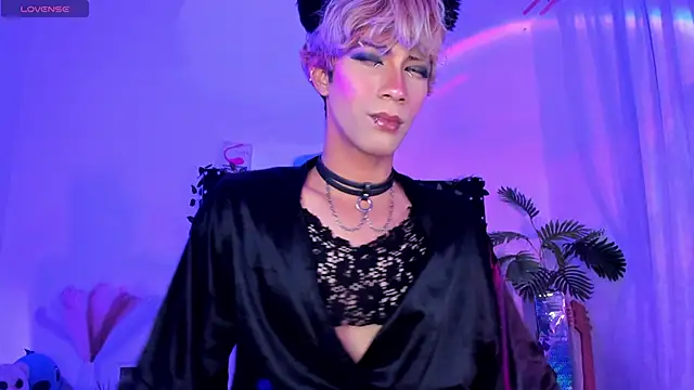 Cooperrosscute233 live sex cam