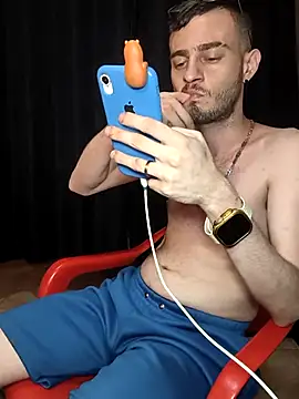 bigcockwhite777 live sex cam