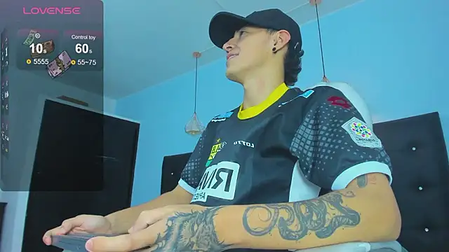 Lobo_17_ live sex cam