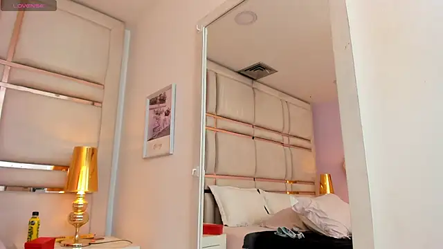 SalomeSaez's cam snapshot