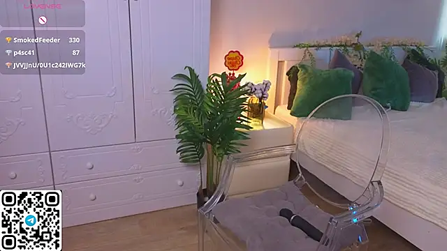 EsyaMeglin's cam snapshot