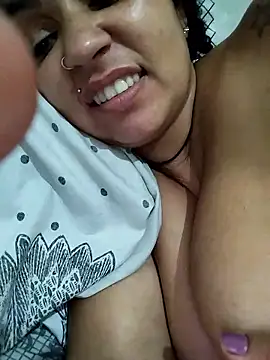 hanni2025's cam snapshot