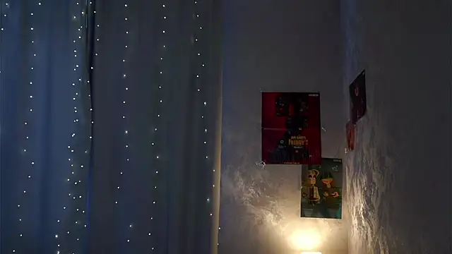 EleneButton's cam snapshot