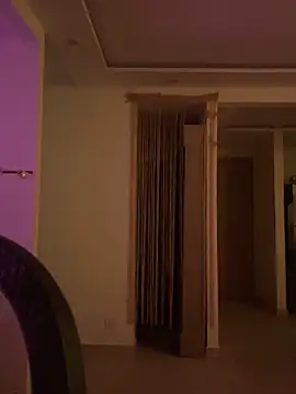 Elie-3's cam snapshot