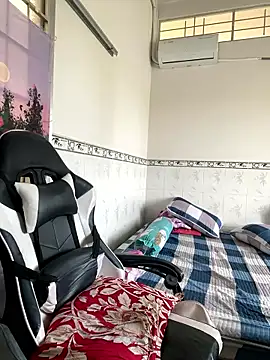 Alinat_'s cam snapshot