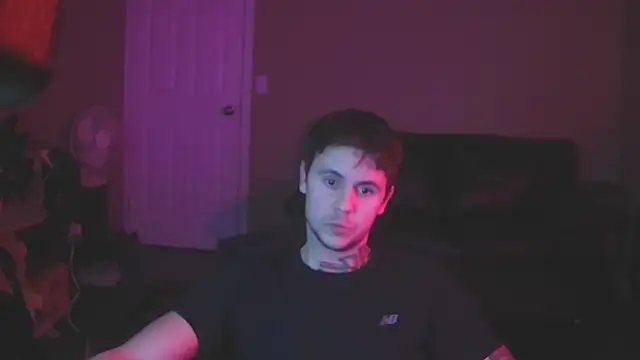 skateboardskate's cam snapshot