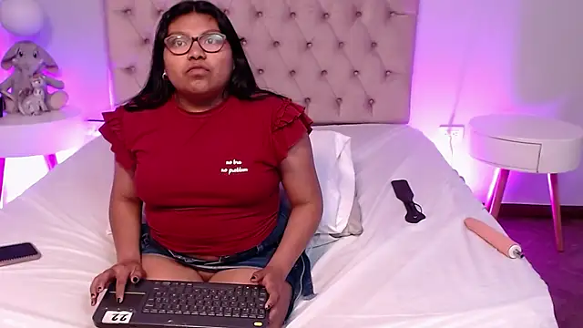 Kiri_Black_'s cam snapshot