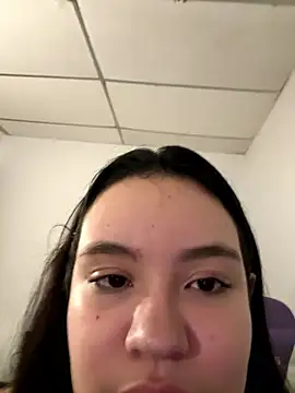 Emily_Taylor2's cam snapshot