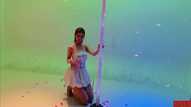 TNT-Sister's cam snapshot