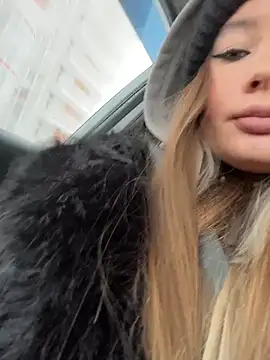 VineraSweet live sex cam