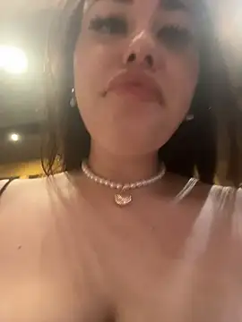 KiraSunshine live sex cam