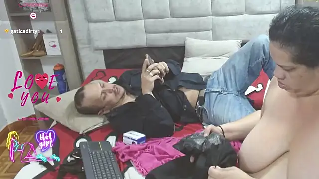 Candy_and_Jh0n live sex cam