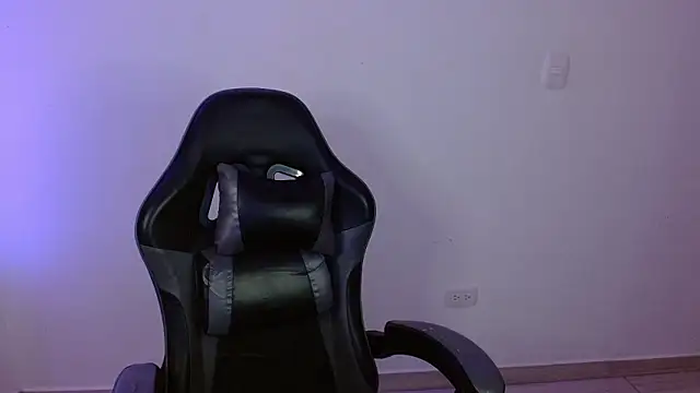 H3ll_B0I live sex cam