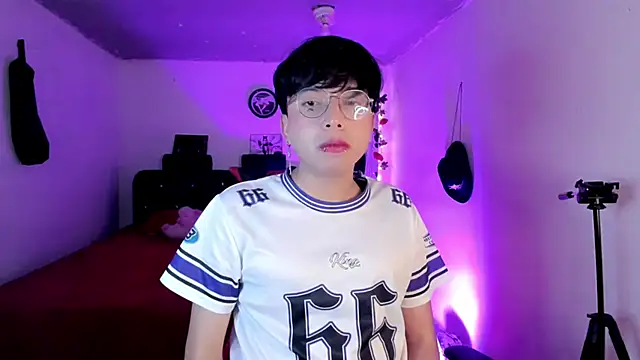 AnggelONfiree's cam snapshot