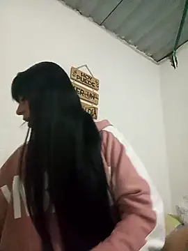 ilairahot's cam snapshot