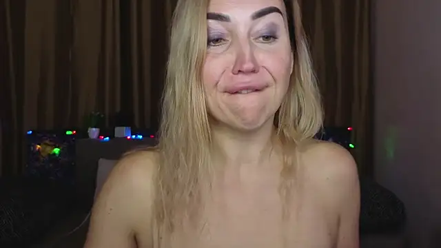 Kiss_julli88I's cam snapshot