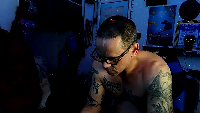 Buffshagswell live sex cam