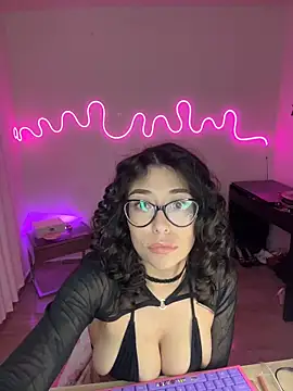 tattoo_highmami2's cam snapshot