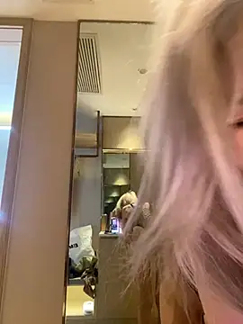 Sunflower-77 live sex cam