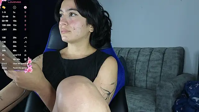 ZaraDames_'s cam snapshot