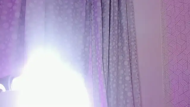 Selena_fox7's cam snapshot