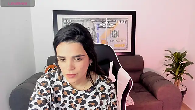 LucianaMoreau's cam snapshot