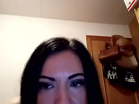 Morena_ojazos_travieza-39's cam snapshot