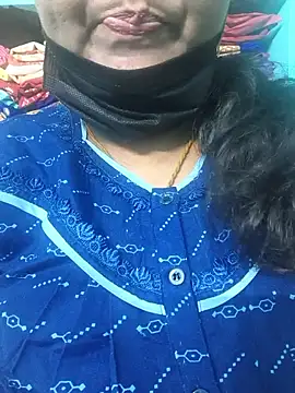 Villageanuty's cam snapshot