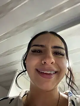 Hilary_pinkk live sex cam