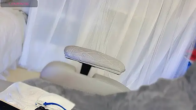 Amaya-yooo-36D live sex cam