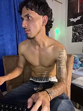 Kriss_Edwards live sex cam