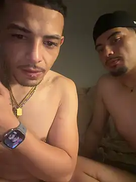 DominikBae10 live sex cam