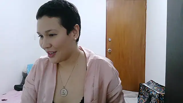 luxandracon23 live sex cam