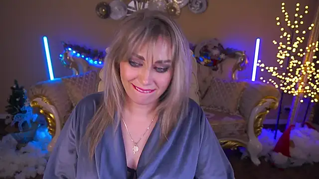 CandyLadyyy live sex cam