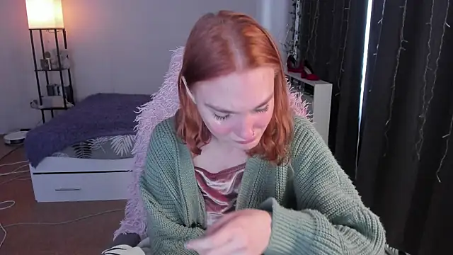 ReddHotPipper's cam snapshot