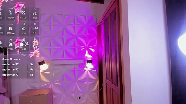 Violett_Divine live sex cam