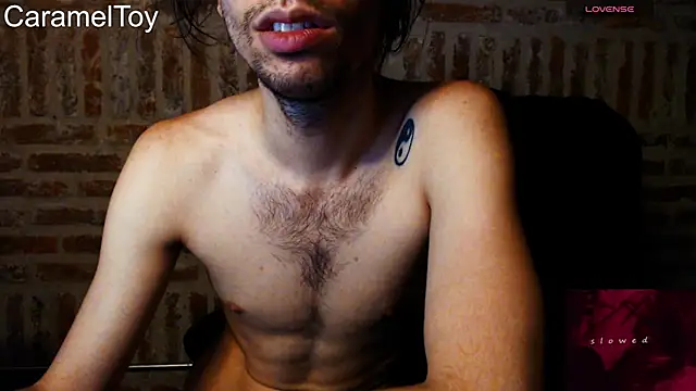 CaramelToy's cam snapshot