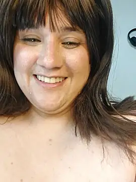 ItsNaiixa live sex cam