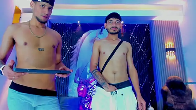 The_Gods_In_Diamonds's cam snapshot