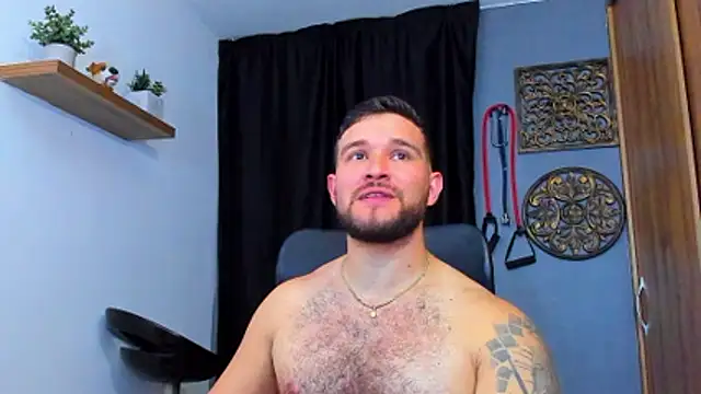 AndrewDiaz live sex cam