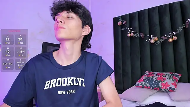 Aron_valverde live sex cam